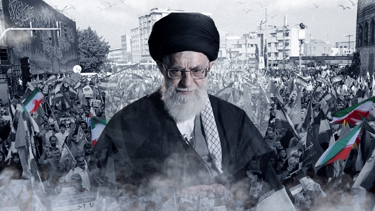 خامنئي يقرّ بمطالب المتظاهرين “المحقّة” و ترامب يلوّح بالتدخل